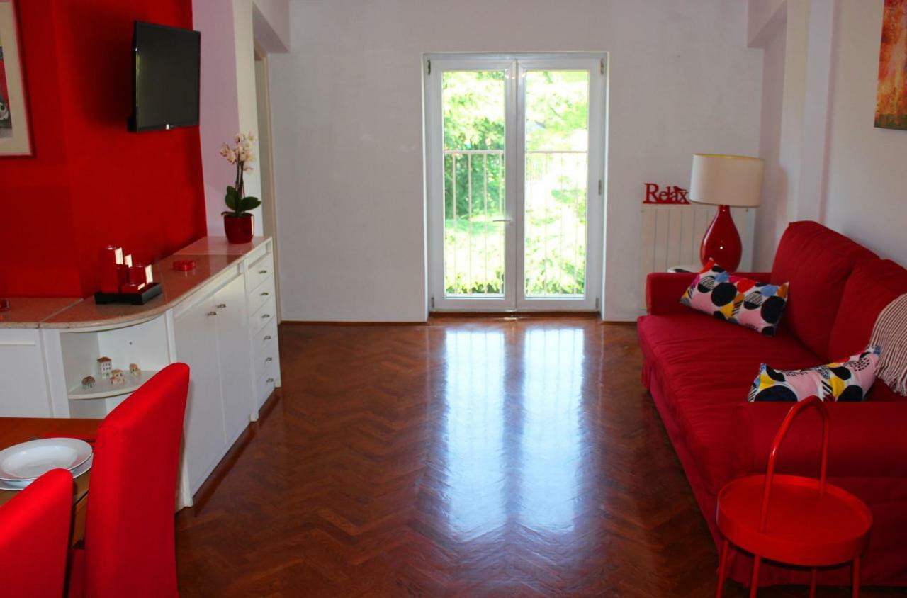 Sunny Corner In City Center With Free Parking Apartment Pula Exterior photo